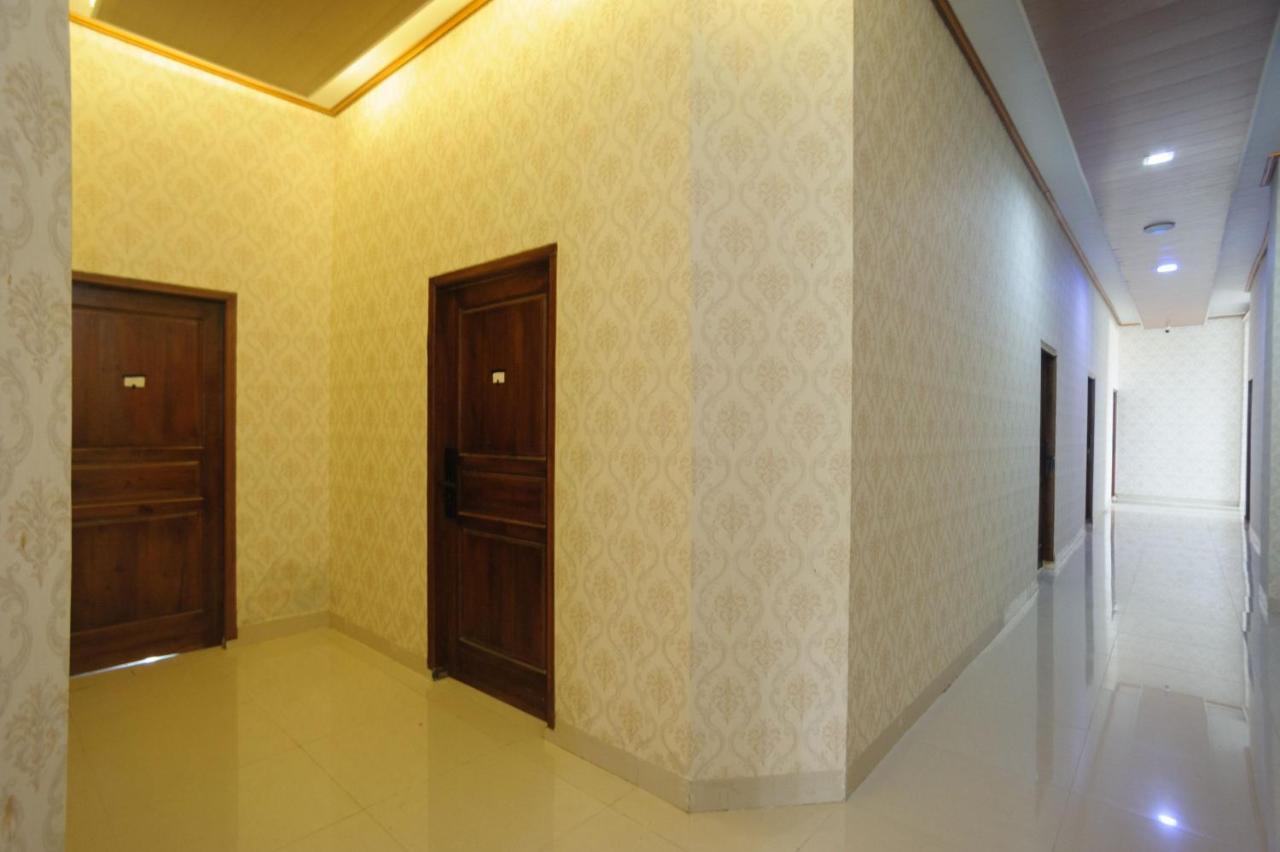 Urbanview Hotel JIB Bandar Lampung Exterior foto