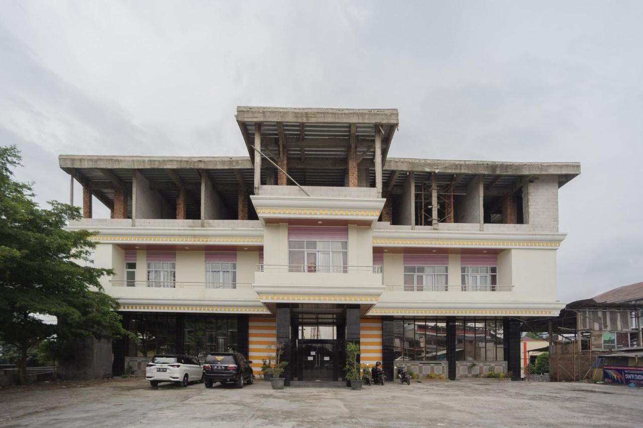 Urbanview Hotel JIB Bandar Lampung Exterior foto